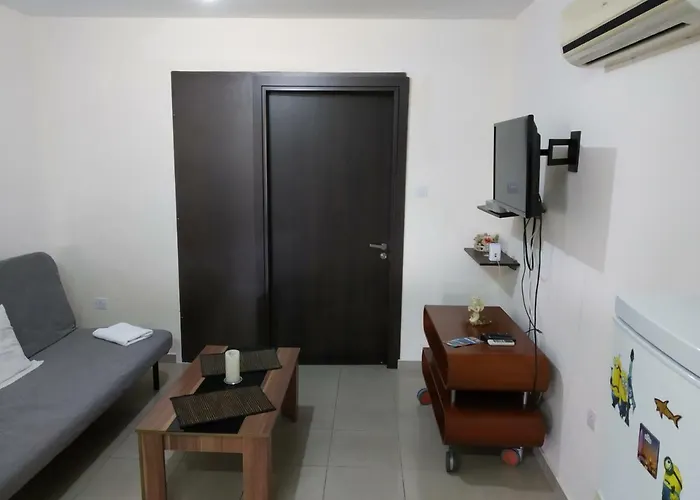 Hermes Complex 2 Cyprus Paralimni